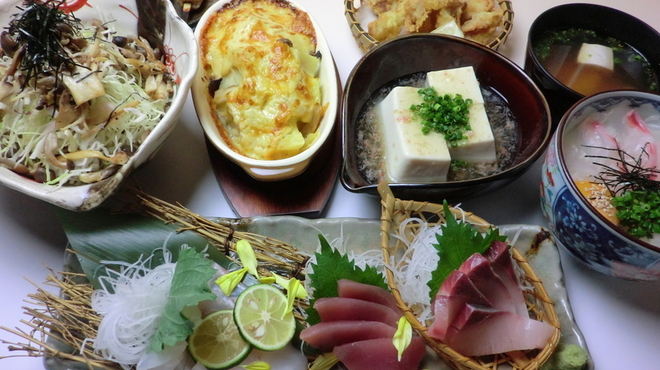 Uwajima Gyokou Chokusou Shungyo Totaimeshi Gaiya - 料理写真: