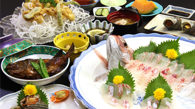日月館 洲本市その他 魚介料理 海鮮料理 食べログ