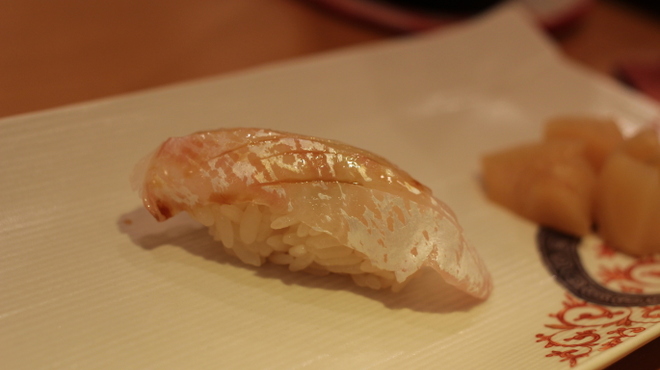 北 - 料理写真:２０１５年１１月　タイの昆布〆
