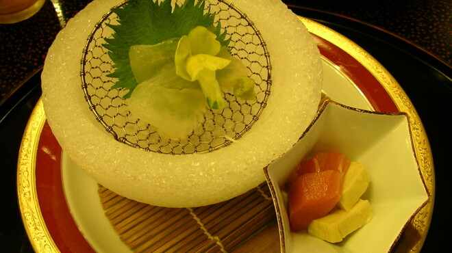 古仙 - 料理写真:平目の造り、鮪と湯葉☆