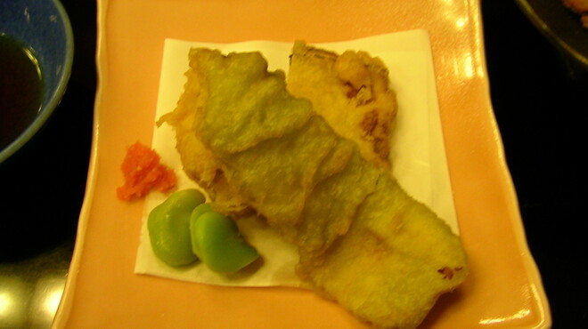 古仙 - 料理写真:穴子の蕗巻・鮎の緑揚げ・べい茄子とさより挟み揚げ・空豆♪