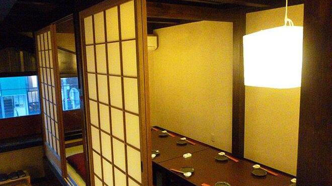 Tachiyori Sakaba Yuusui - 内観写真:２階は、座敷完備にて大小宴会予約承ります。