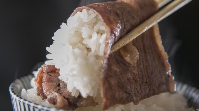 焼肉 銀しゃり 直球ホルモン - メイン写真: