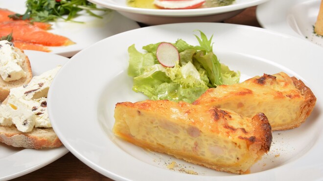 ダイニングバー トルタドゥエ - メイン写真: