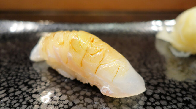 松寿司 - 料理写真:ひらめ