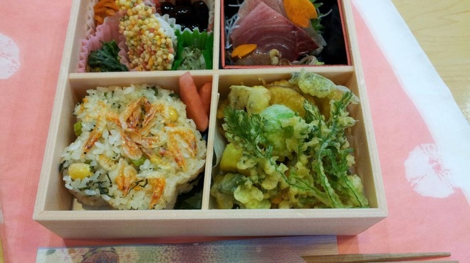 懐石 古都 - 料理写真:お花見弁当
