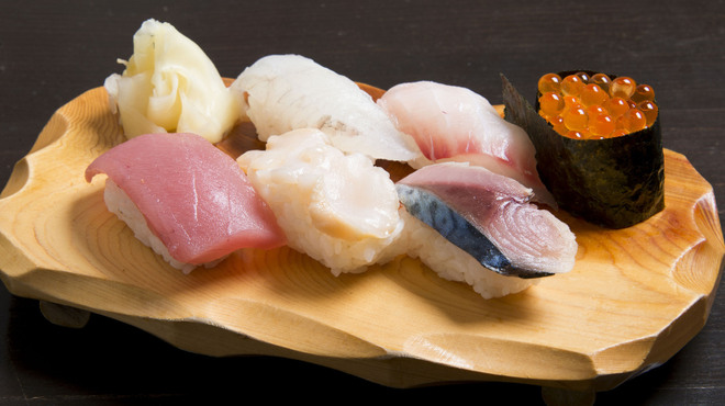 季節料理とお酒 わさび - メイン写真: