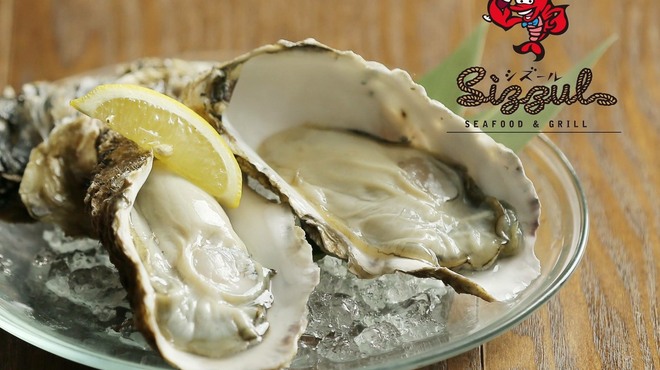 シズール シーフード ＆ グリル - 料理写真:産地直送！宮城県産フレッシュオイスター (¥280)