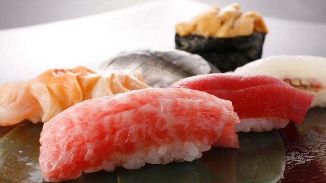 Toukyou Sushi Itamae Sushi - メイン写真: