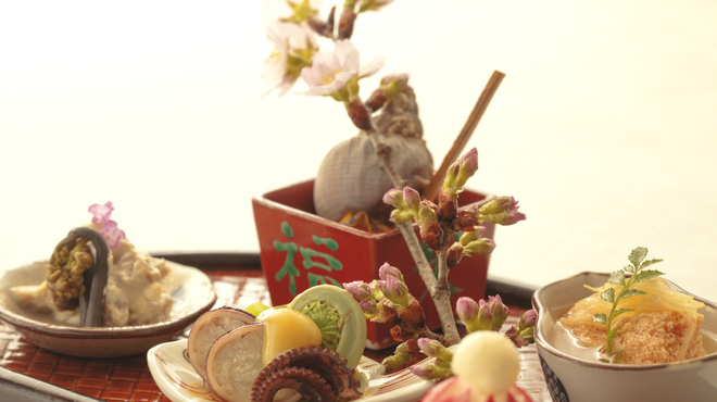 あざみ野 割烹 SEKIDO - 料理写真:季節の食材を使った『前菜五種』（一例）