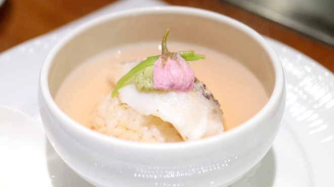 ステーキ懐石都 春日 - 料理写真:鯛茶漬け 桜の香り '16 4月上旬