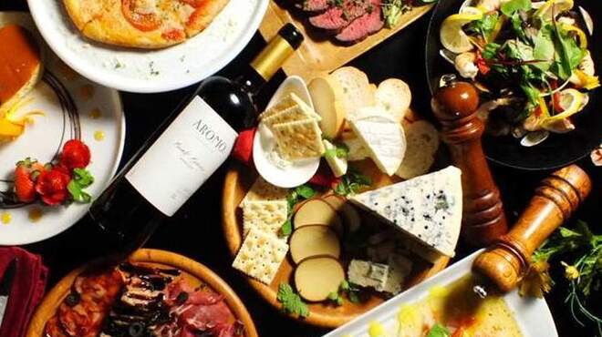 Aquarium Lounge Bar Cluz 吉祥寺 ダイニングバー 食べログ