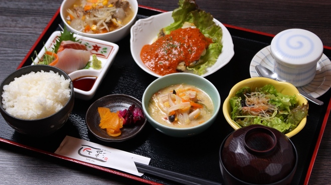 快食ダイニング匠彩 - メイン写真: