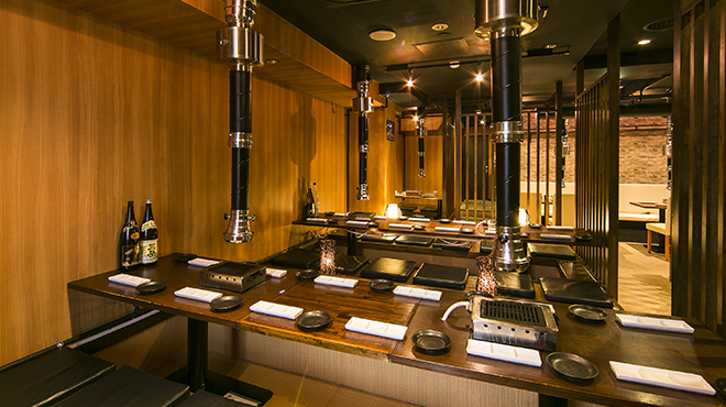 黒毛和牛×焼肉食べ放題 牛丸 - メイン写真: