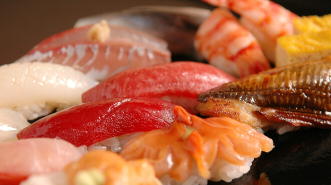 Manten Sushi Marunochi