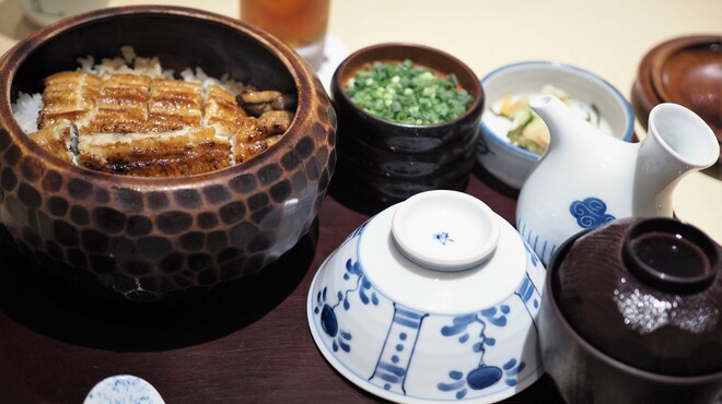 赤坂ふきぬき - 料理写真:ひつまぶし全景