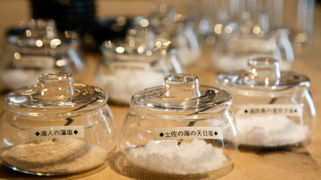 日本酒ギャラリー 壺の中 - メイン写真: