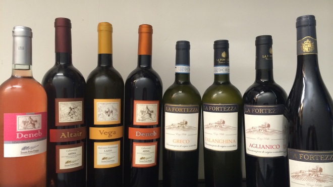 アンティーカ ピッツェリア ダ ミケーレ - ドリンク写真:直輸入ワインの数々