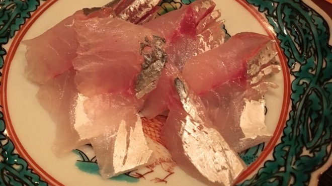 鮨 一久 - 料理写真:釣り鯵刺し