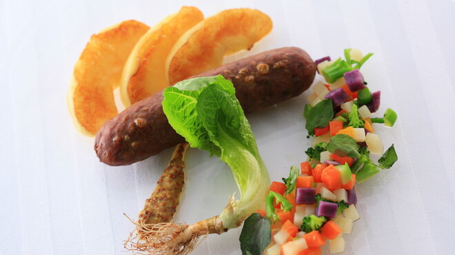 ジャルダン ポタジェ テラニシ - 料理写真:自家製ソーセージ　野菜のソース添え