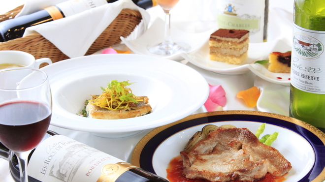 ホテル精養軒レストランラウンジ - メイン写真: