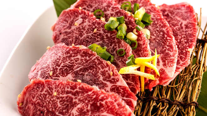 黒毛和牛×焼肉食べ放題 牛丸 - メイン写真: