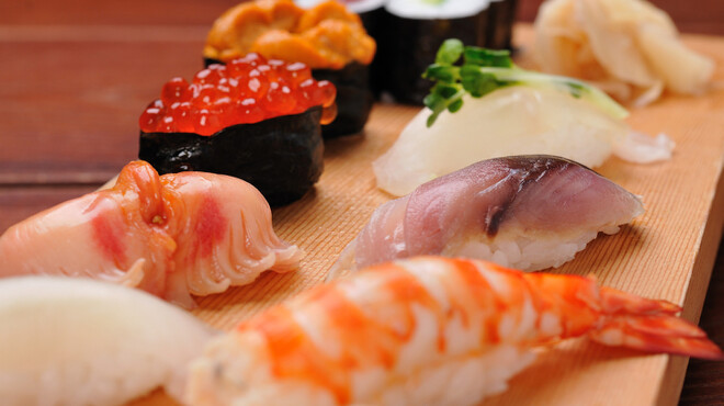 やまと 楽 - 料理写真:おまかせ寿司盛り合わせ　2800円