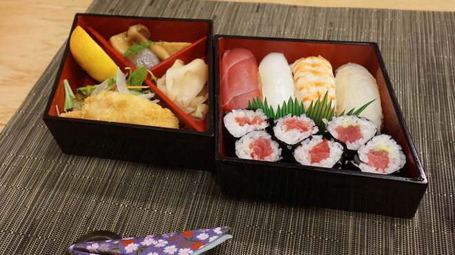 寿司竹 - 料理写真:寿司弁当