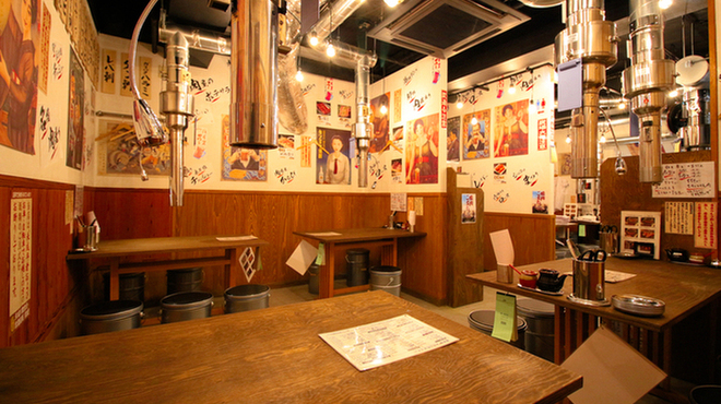 大衆ホルモン肉力屋 - メイン写真: