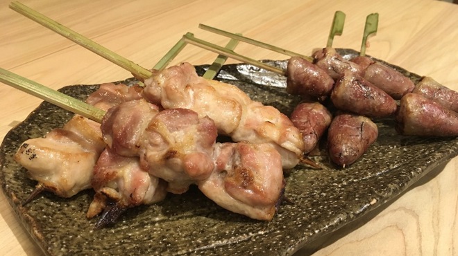 蕎麦と鶏 はんさむ - 料理写真:串焼き160円〜
