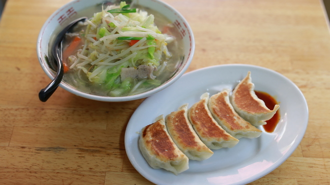 タンメンしゃきしゃき 新橋店