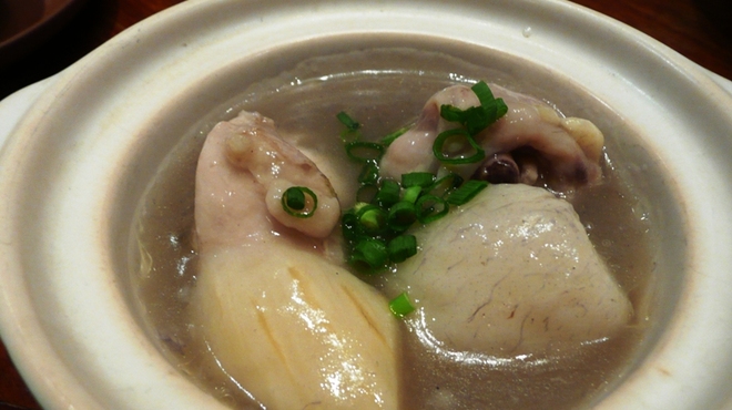 新世界菜館 - 料理写真:若鶏と里芋のあっさり煮