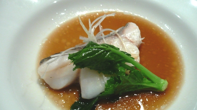 新世界菜館 - 料理写真:真鱈のあっさり蒸し