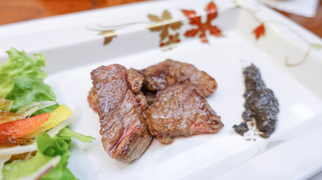 羽衣 - 料理写真:牛焼き