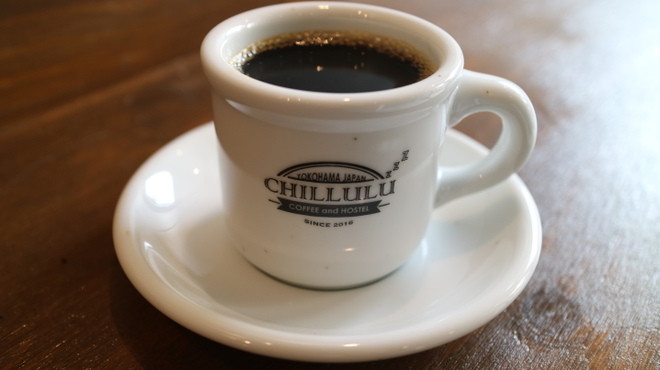 CHILLULU COFFEE - ドリンク写真:長年老舗ロースターで修行し自分の珈琲を追い求め辿り着いた酸味のない濃厚なコクと深い漆黒の様なストロングな珈琲です。
                    
                    長年老舗ロースターで修行し自分の珈琲を追い求め辿り着いた酸味のない濃厚なコクと深い漆黒の様なストロングな珈琲です。