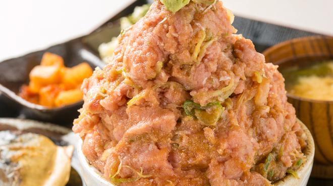 バンバン番長 ランドマーク盛りネギトロ丼