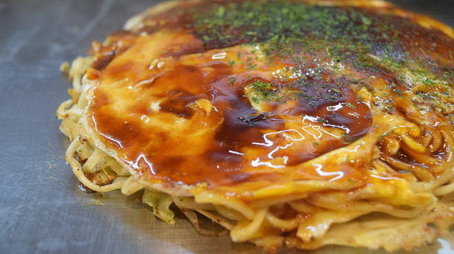 Okonomiyaki teppanyaki enmaru - 料理写真:基本の肉玉そば