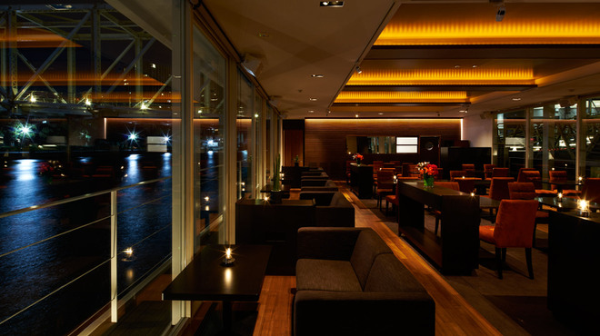 T Y Harbor River Lounge ティーワイハーバーリバーラウンジ 旧店名 ウォーターライン 天王洲アイル バー 食べログ