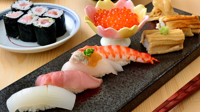 Sushi Keyaki Shinsaibashi - メイン写真: