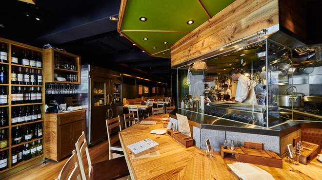 WINE & Craft Beer Bistro ミヤマス - メイン写真: