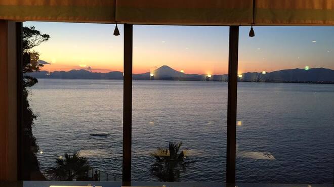 アイランドグリル - メイン写真: