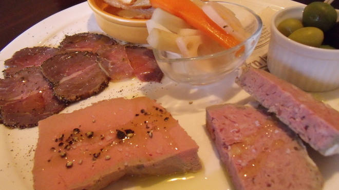 ロベール・エ・ルイーズ - メイン写真: