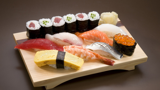 すし・旬彩　鷹の羽 - メイン写真: