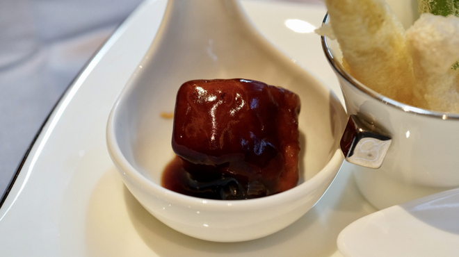 中国料理　翠陽 - 料理写真:黒酢酢豚