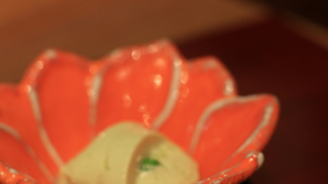 魯忍 - 料理写真:　先付けのお豆腐