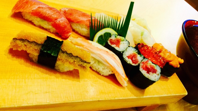 Sushi Kappou Gontarou - メイン写真: