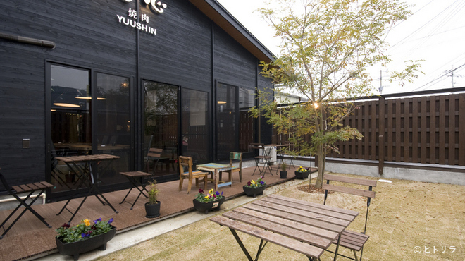 遊心 - 外観写真:夏にはテラス席でバーベキューも楽しめます