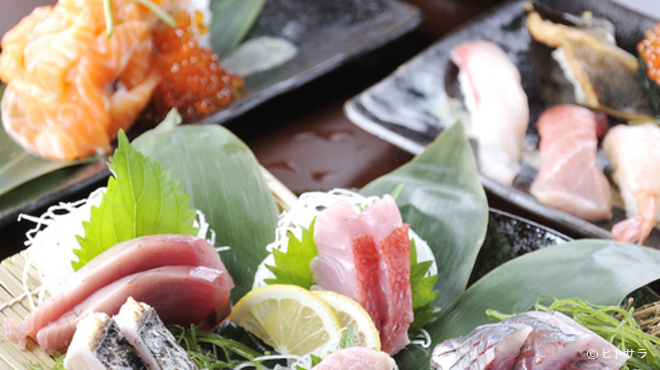 寿司ダイニング甚伍朗 - 料理写真:毎朝、相模湾や近海から水揚げされた新鮮な地魚を仕入れます