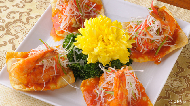 Chao Jan - 料理写真:綺麗な色のコントラスト。器の上に料理の華が咲いています