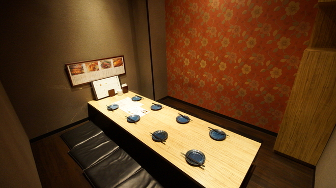 骨付鶏 横浜 酉ひで - メイン写真: